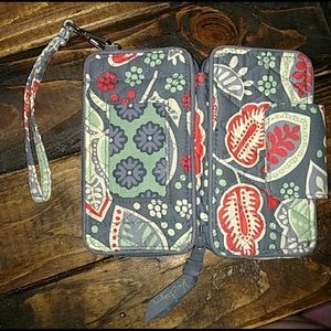 Vera Bradley wristlet wallet